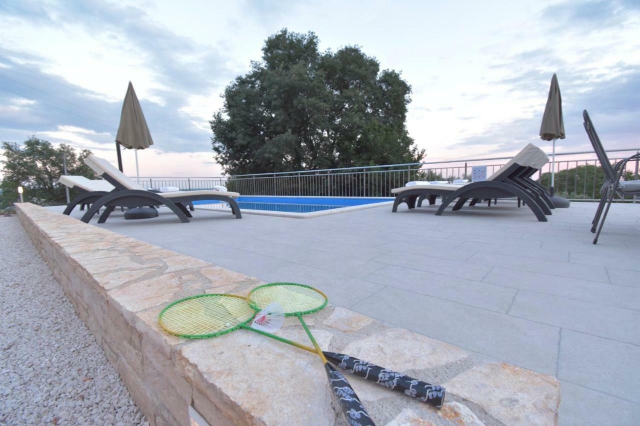 Kuca Legovic Villa Kaštelir Exterior foto