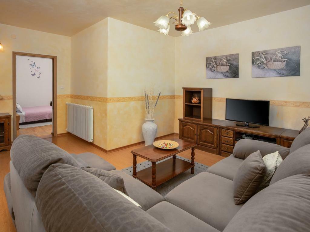 Kuca Legovic Villa Kaštelir Exterior foto