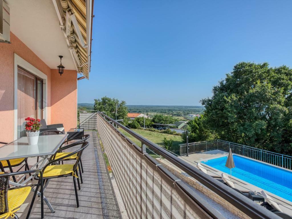 Kuca Legovic Villa Kaštelir Exterior foto